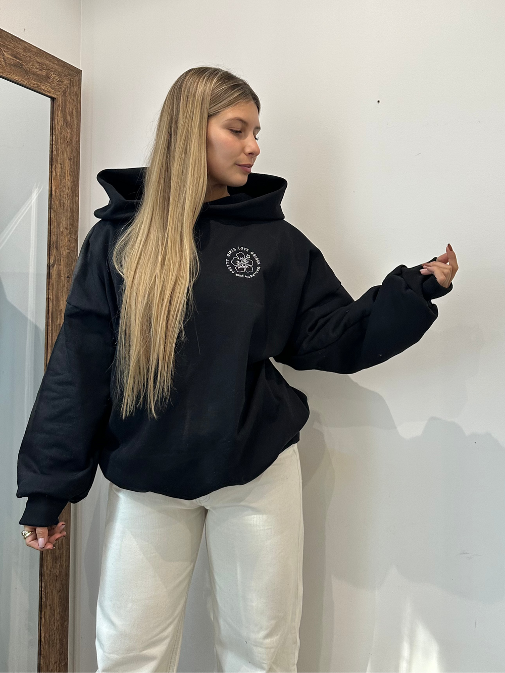 Black Hoodie Hibisco