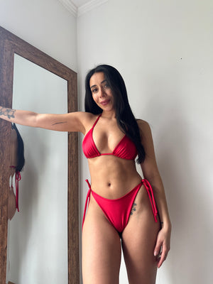 Set Top CHERRY + Bottom LUA :  ROJO