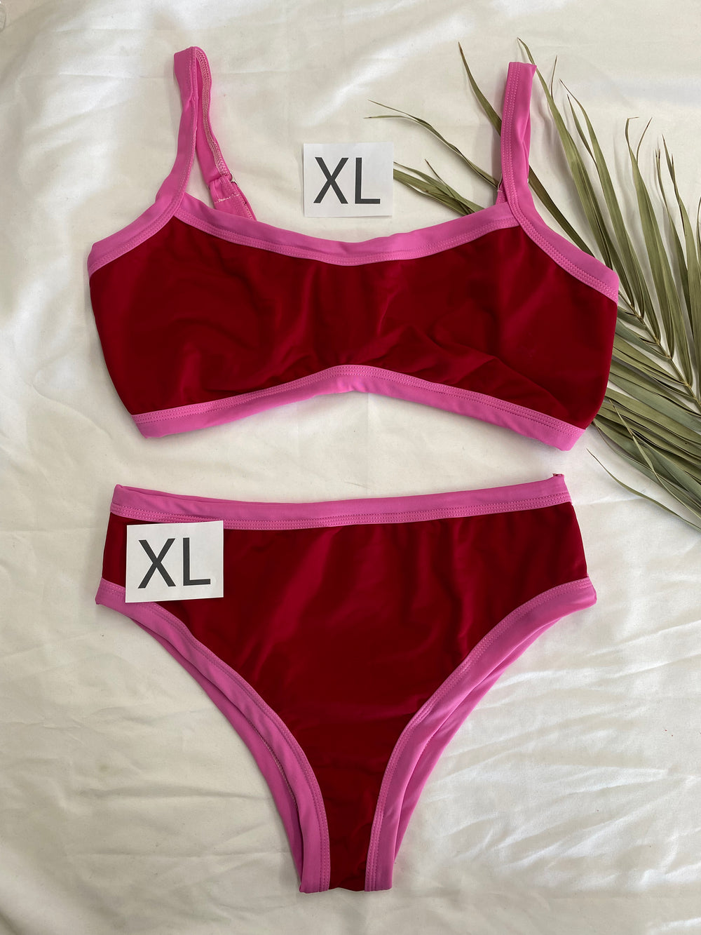REMATE :  TOP XL  + BOTTOM XL   RED VELVET
