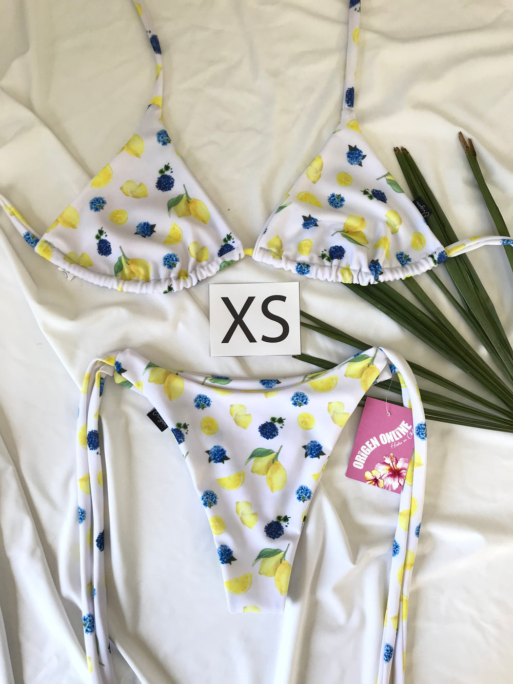 Set Top CHERRY + Bottom Lua: LIMONE CAPRI (XS)