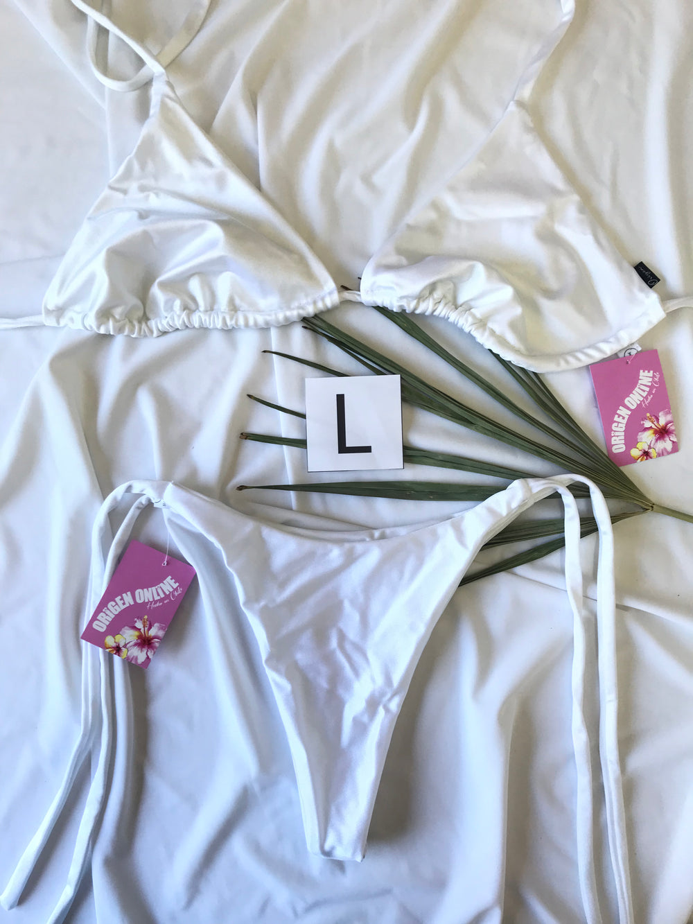 Set Top CHERRY + Bottom LUA: BLANCO (L)