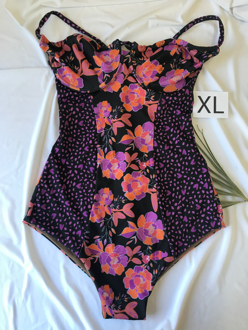 Traje de Baño Chloe: DARK CANDY (XL)